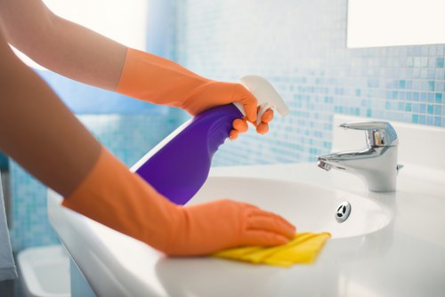 Professional one off cleaning in W2 for a fresh home interior